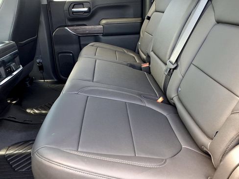 Used 2022 Chevrolet Silverado 1500 LTZ image 10