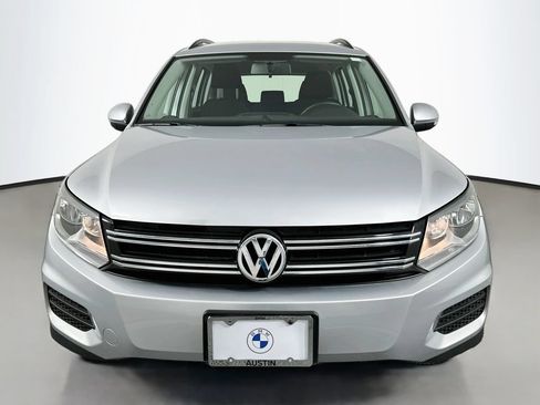 Used 2017 Volkswagen Tiguan Limited AWD/4WD image 2