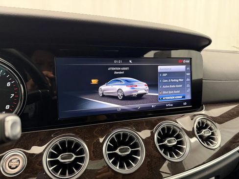 Used 2018 Mercedes-Benz E 400 4MATIC Coupe image 33