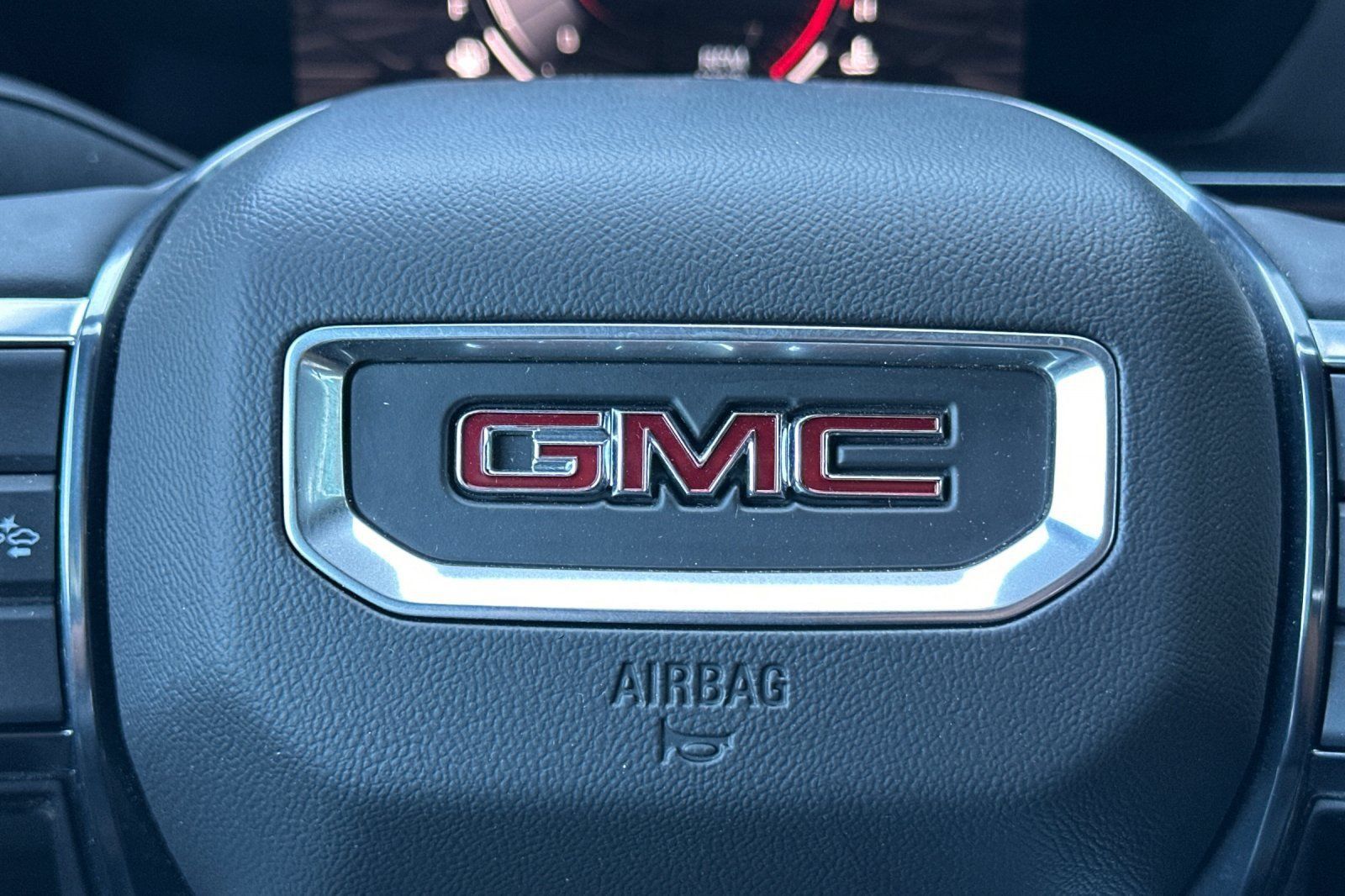 Used 2023 GMC Canyon AT4 w/ AT4 Premium Package AWD/4WD image 38