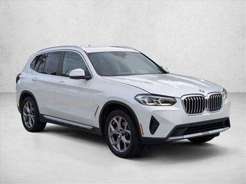 Used 2022 BMW X3 sDrive30i w/ Convenience Package RWD image 3