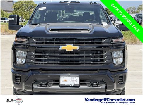 New 2026 Chevrolet Silverado 2500 Custom w/ Custom Value Package AWD/4WD image 7