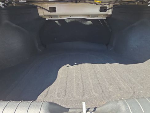 Used 2024 Hyundai Elantra SEL image 9