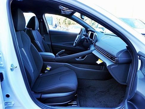 New 2026 Hyundai Elantra Sport image 15