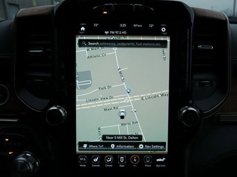 Used 2020 RAM 1500 Limited image 7