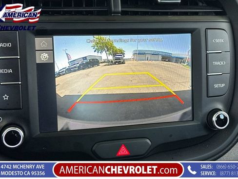 Used 2025 Kia Soul LX FWD image 26