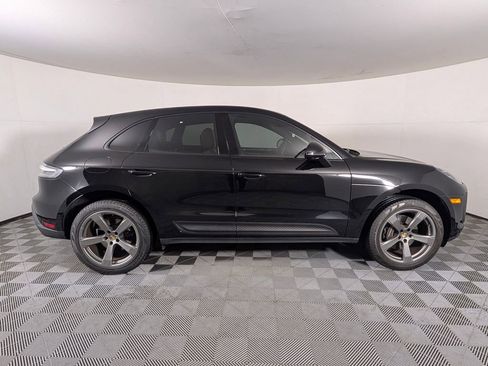 Certified 2023 Porsche Macan AWD/4WD image 8