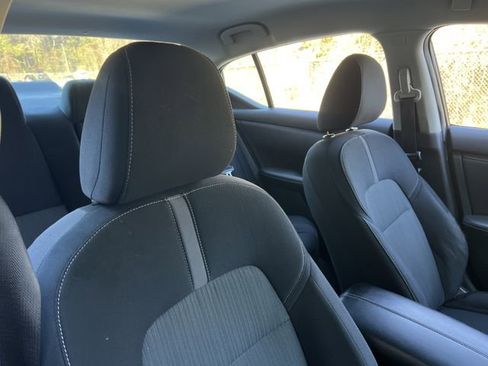 Used 2020 Nissan Sentra SV image 30