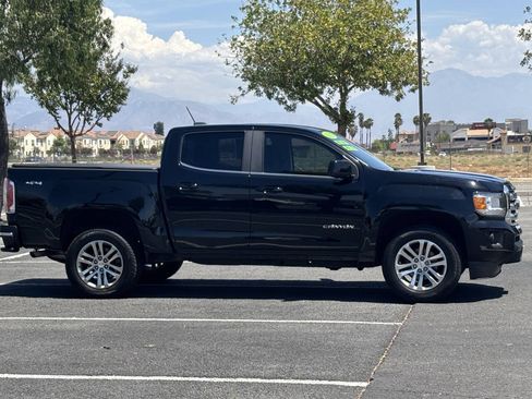 Used 2017 GMC Canyon SLE w/ Nightfall Edition AWD/4WD image 22