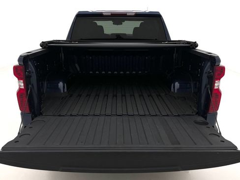 Used 2021 Chevrolet Silverado 1500 LT AWD/4WD image 24