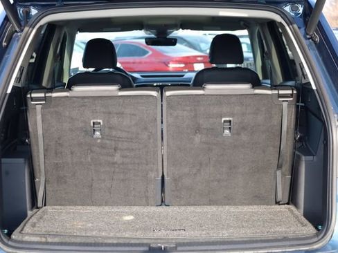 Used 2022 Volkswagen Atlas SEL Premium image 30