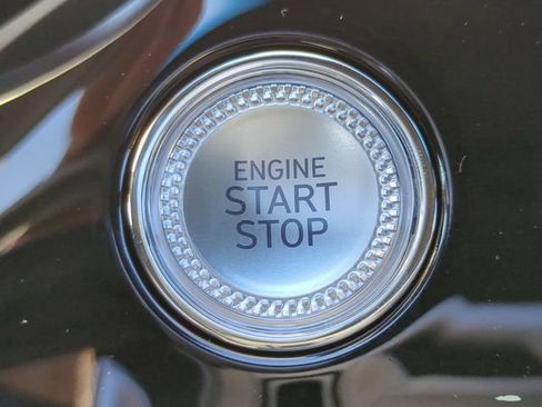 Certified 2026 Genesis G70 2.5T RWD image 27