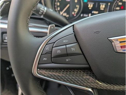 New 2026 Cadillac XT5 Sportv w/ LPO, Onyx Lite Package image 18