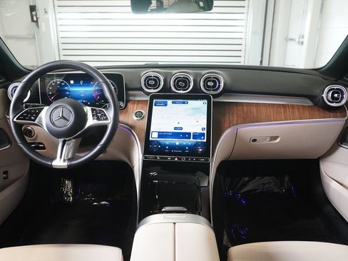 Used 2026 Mercedes-Benz C 300 4MATIC Sedan image 14