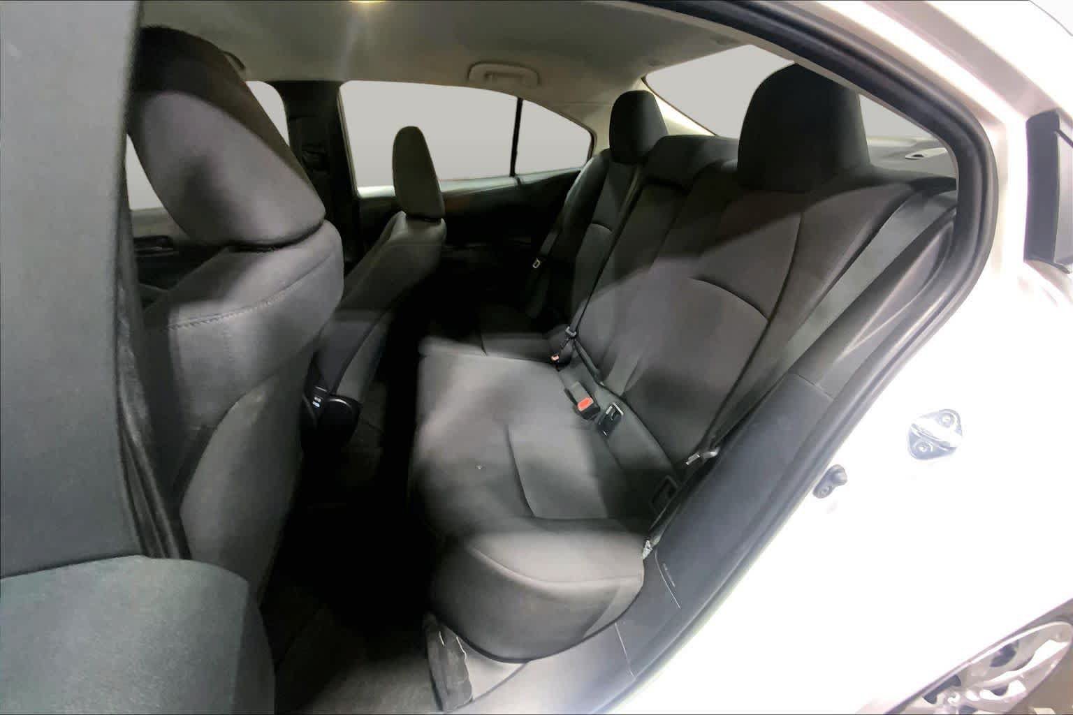 Used 2024 Toyota Corolla LE FWD image 21
