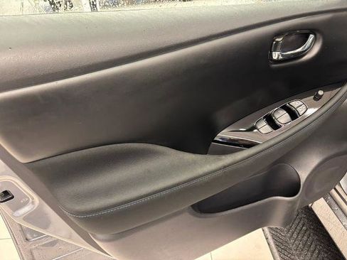 Certified 2023 Nissan Leaf SV Plus image 14