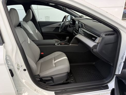 Certified 2026 Toyota Camry SE image 33