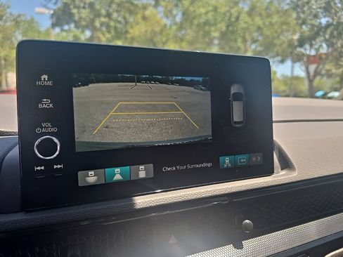Used 2024 Honda CR-V EX-L image 19