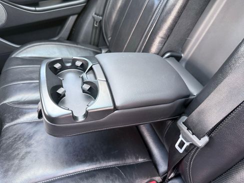 Used 2017 Land Rover Range Rover Evoque SE Premium image 31