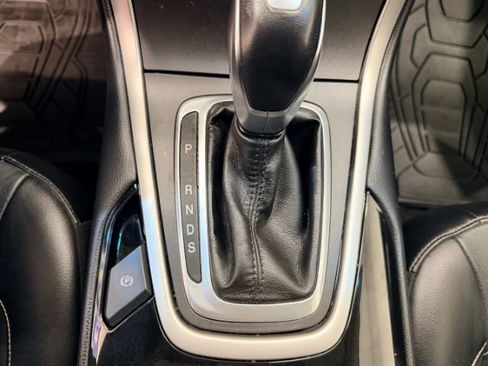 Used 2015 Ford Edge SEL w/ Equipment Group 201A AWD/4WD image 27
