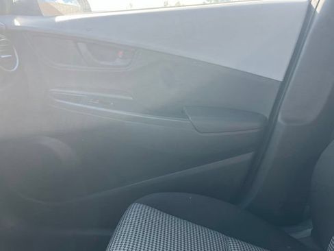 Used 2019 Hyundai Kona SEL FWD image 8