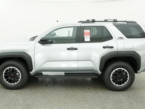 New 2026 Toyota 4Runner 4WD image 3