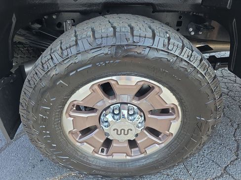 Used 2024 Ford F350 King Ranch w/ FX4 Off-Road Package AWD/4WD image 16