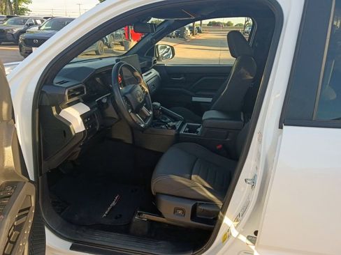 Used 2024 Toyota Tacoma TRD Off-Road image 3