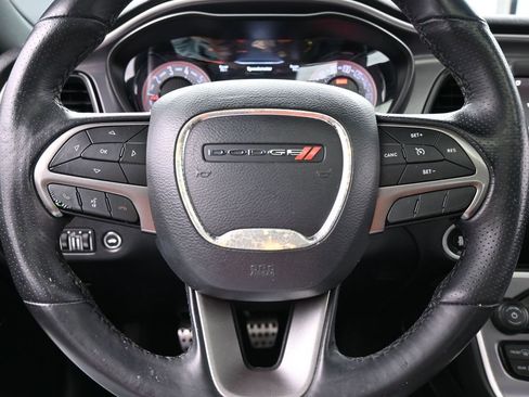 Used 2019 Dodge Challenger R/T Scat Pack w/ Shaker Package image 27