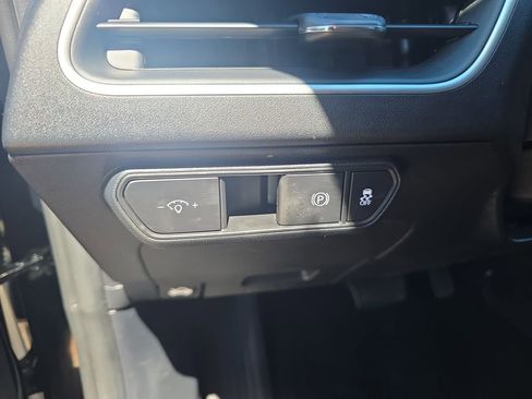 Used 2025 Kia K4 LXS image 27