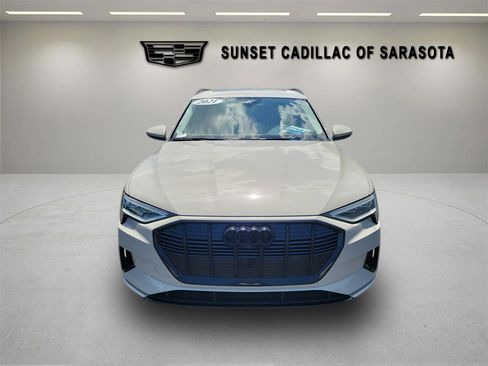 Used 2021 Audi e-tron Premium w/ Convenience Plus Package AWD/4WD image 2