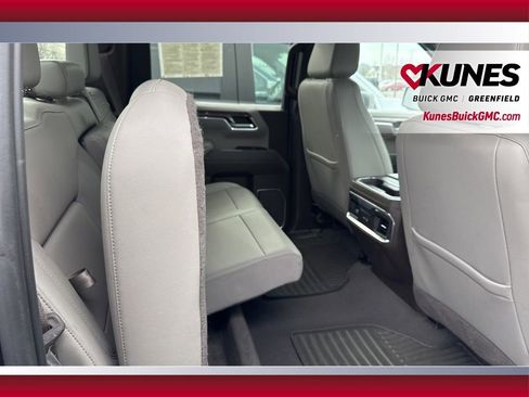 Used 2022 Chevrolet Silverado 1500 LTZ image 38