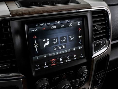 Used 2018 RAM 3500 Laramie image 37