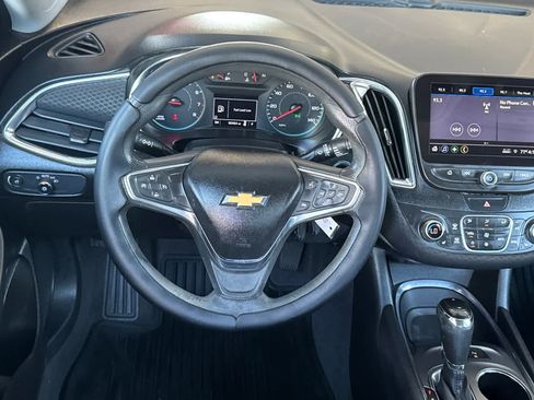 Used 2019 Chevrolet Malibu LT w/ Driver Confidence Package FWD image 15