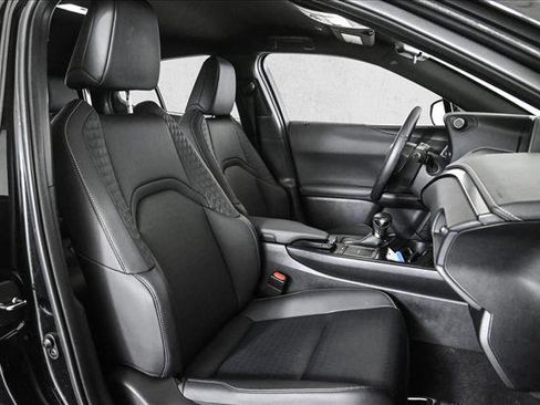 Used 2022 Lexus UX 200 UX 200 image 21