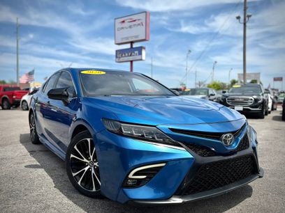 Used 2020 Toyota Camry SE
