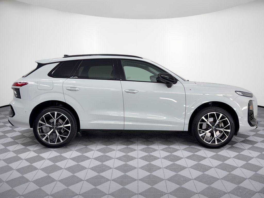 Used 2026 Audi Q3 quattro 2.0T AWD/4WD image 8