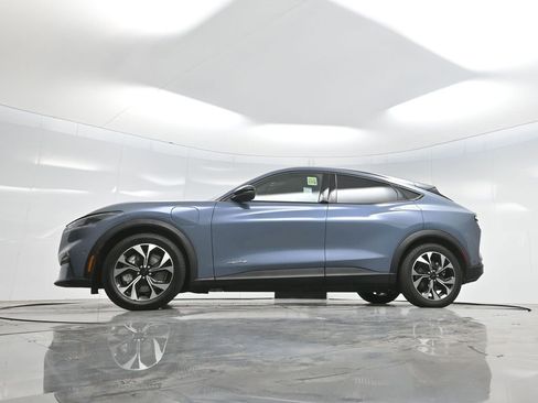 Used 2024 Ford Mustang Mach-E Select image 7