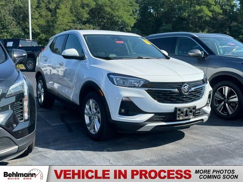 Used 2022 Buick Encore GX Preferred w/ Cold Weather Comfort Package FWD image 1