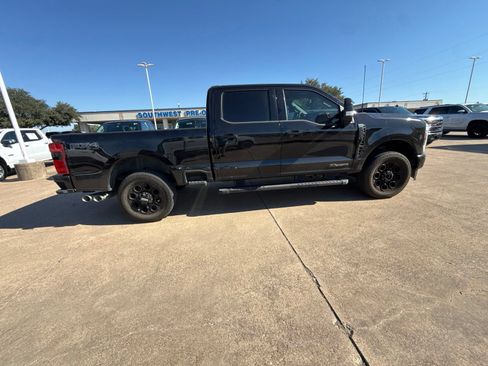 Used 2025 Ford F250 Lariat w/ Lariat Ultimate Package AWD/4WD image 8