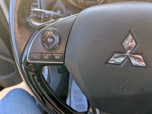 Used 2021 Mitsubishi Outlander Sport SE image 40