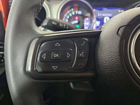 Used 2023 Jeep Wrangler Unlimited AWD/4WD image 22