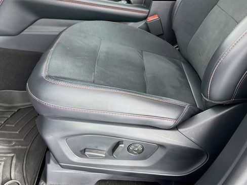 Used 2025 Ford Explorer ST w/ Sun And Sound Package image 22