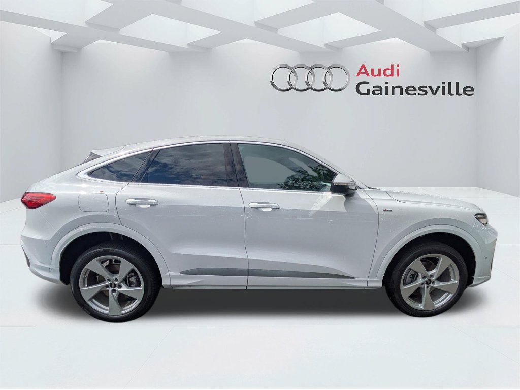 New 2026 Audi Q5 Premium Plus AWD/4WD image 2