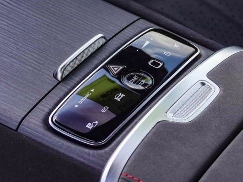 New 2022 Mercedes-Benz EQS 580 4MATIC Sedan image 21