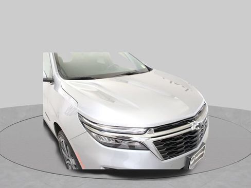 Used 2023 Chevrolet Equinox RS AWD/4WD image 12
