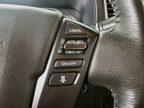 Used 2023 Nissan Frontier SV w/ SV Convenience Package AWD/4WD image 23