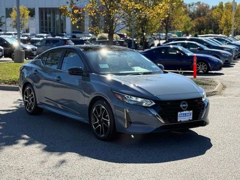 New 2025 Nissan Sentra SR w/ SR Premium Package image 3