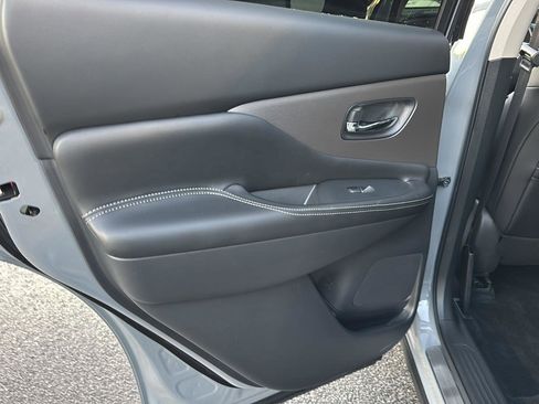 Used 2024 Nissan Murano SL image 15