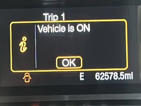 Used 2018 Ford Explorer XLT AWD/4WD image 18
